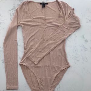 Forever 21 Scoop Neck Long Sleeved Bodysuit